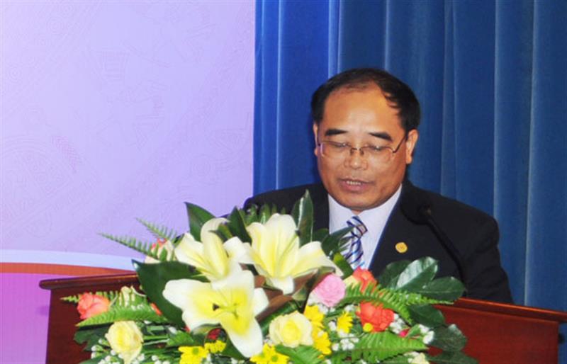 Đồng chí Bí thư Đảng ủy khối các cơ quan tỉnh Vũ Kim Sinh phát biểu khai mạc hội thi